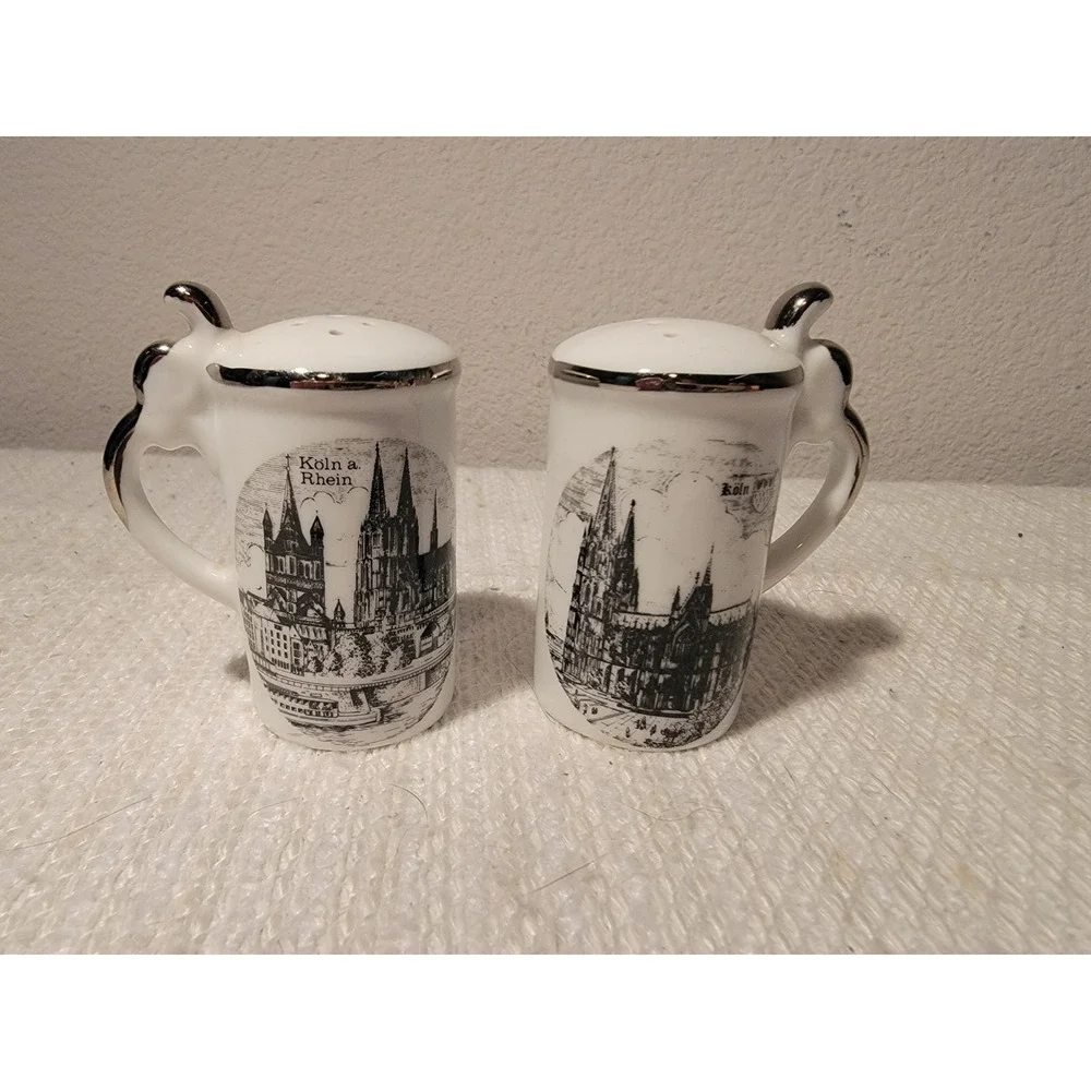 Vintage German Koln Koln A. Rhein Souvenir Stein Shaped Salt Pepper Shakers 2 In